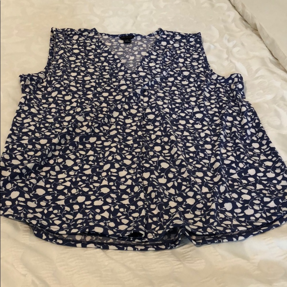 Blouse - Picture 2 of 5